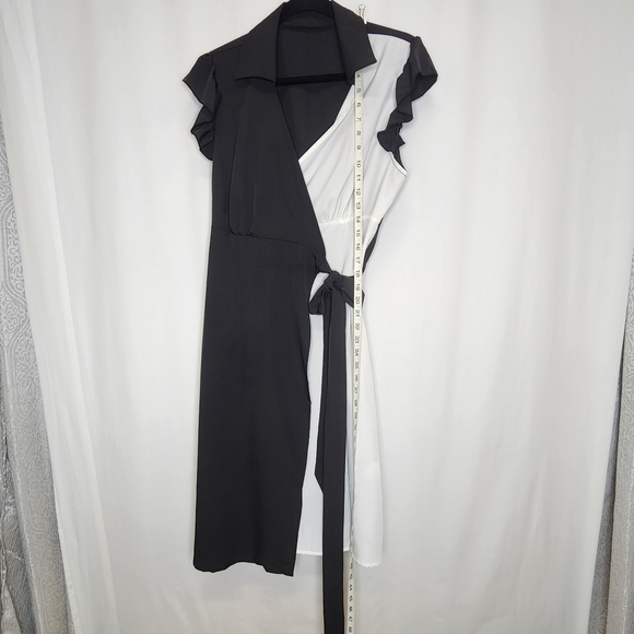 Skue Curve Sz 1XL Black & White Ruffle Sleeve Collar Neck Wrap Dress Tie Waist - Picture 14 of 16